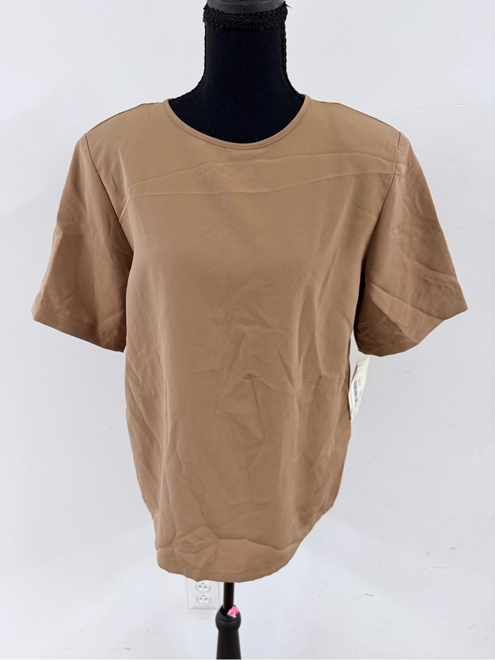Men's Short Sleeve Crew Neck Tee in Tan